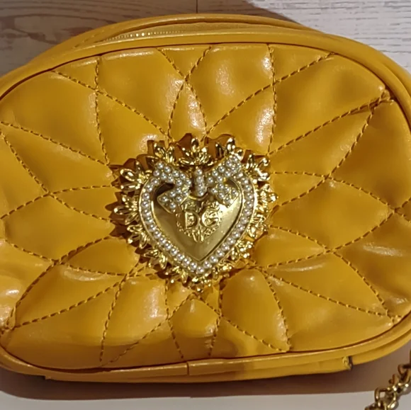 Dolce & Gabbana Devotion Quilted Leather Crossbody Camera Bag Yellow - Picture 2 of 7